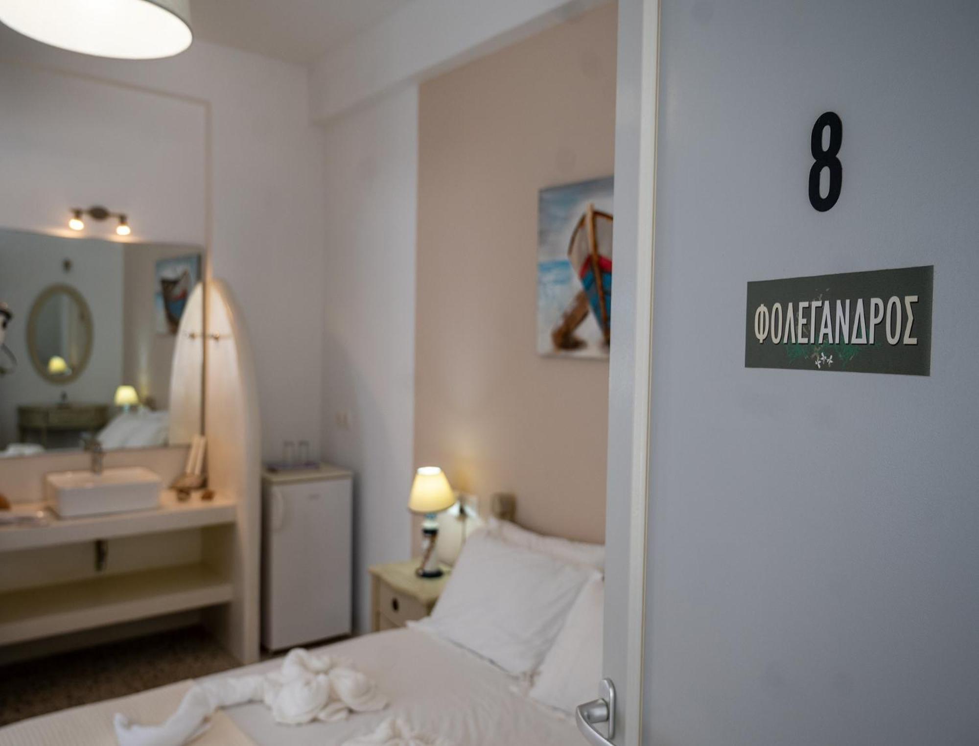 Giasemi Rooms Livadi  Exteriör bild