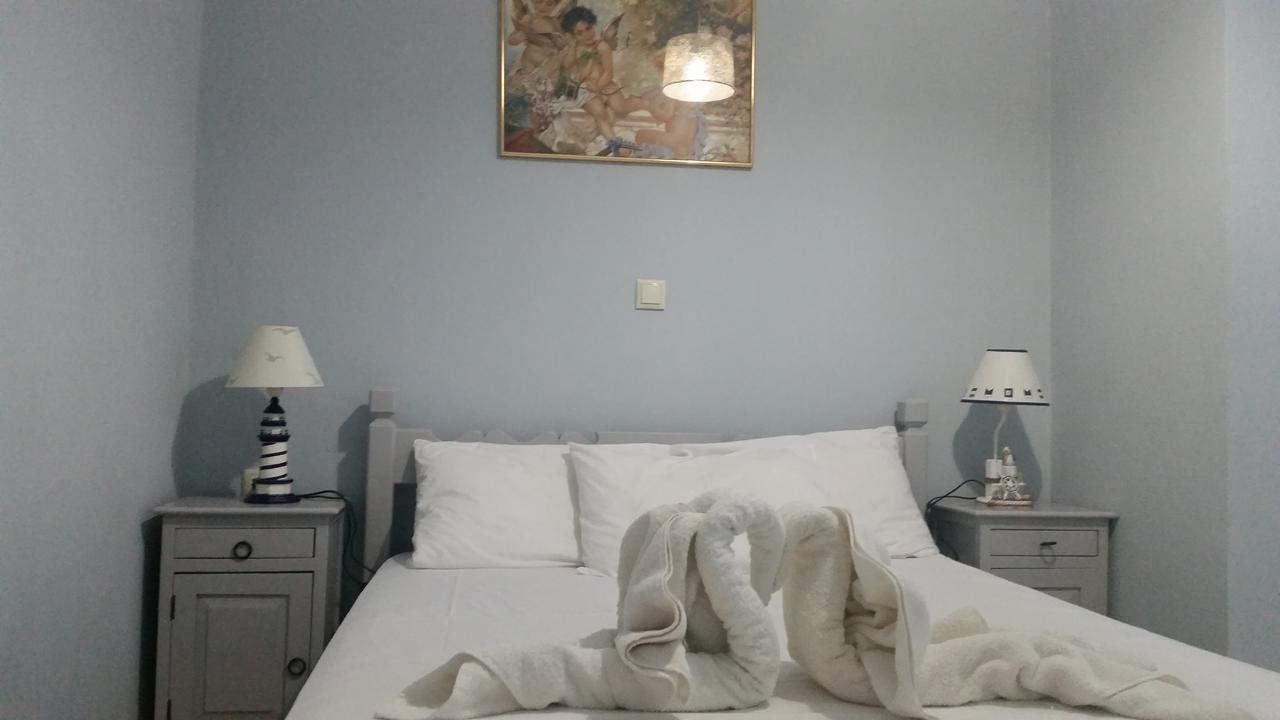 Giasemi Rooms Livadi  Rum bild
